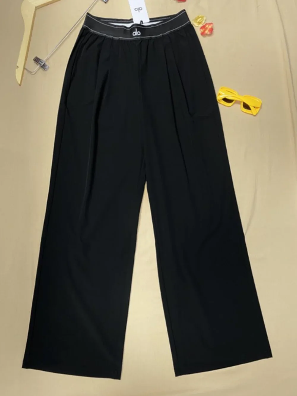Black🧜‍ALO Yoga Suit Up WideTrouser NWT Regular30” Inseam😍Flowy & Flattering
